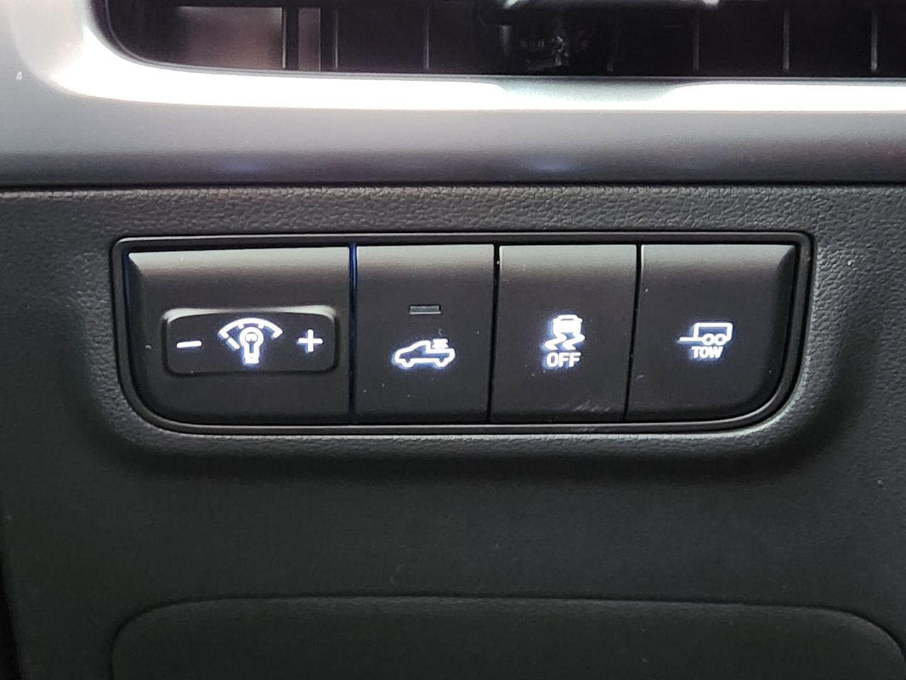 New 2026 Phantom Black Hyundai XRT image 21
