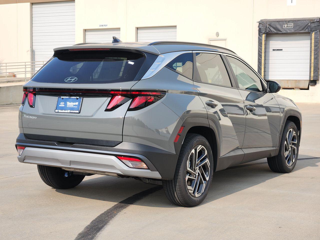 New 2026 Hampton Gray Hyundai SEL Plus FWD image 4