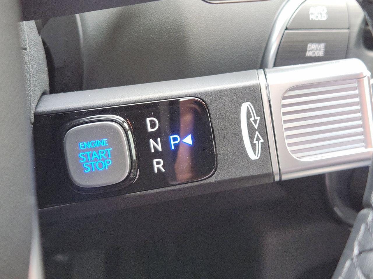 New 2026 Titan Charcoal Pearl Hyundai Limited FWD image 17