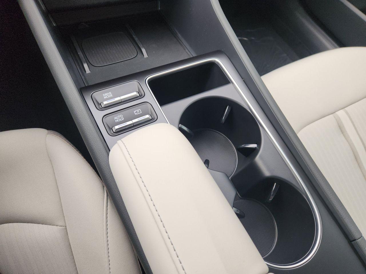 New 2026 T4A Silver Hyundai SEL Sport image 19