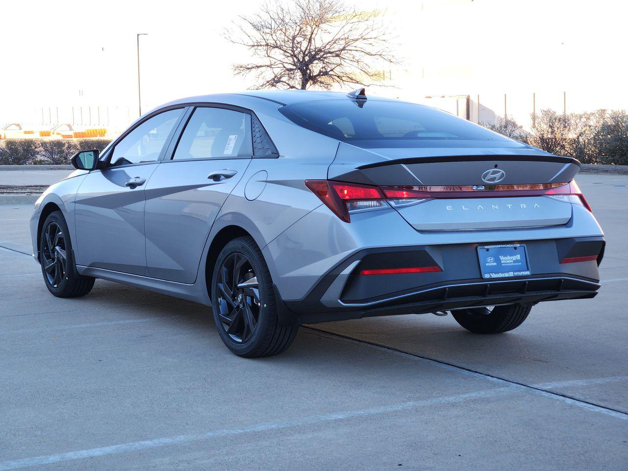 New 2026 M6T Hyundai SEL Sport image 3