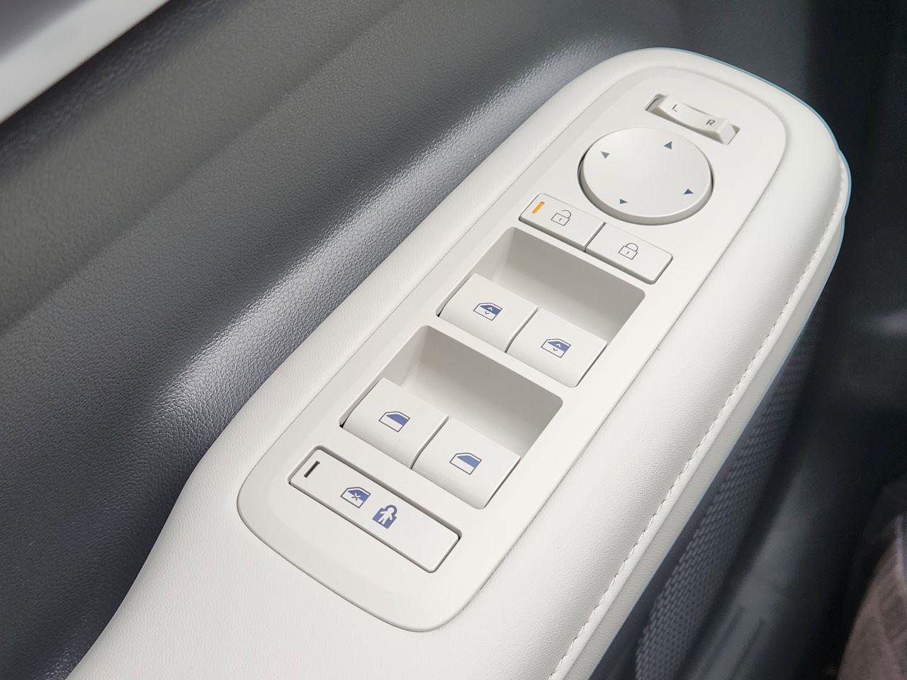 New 2026 PE2 Gray Hyundai SEL FWD image 21