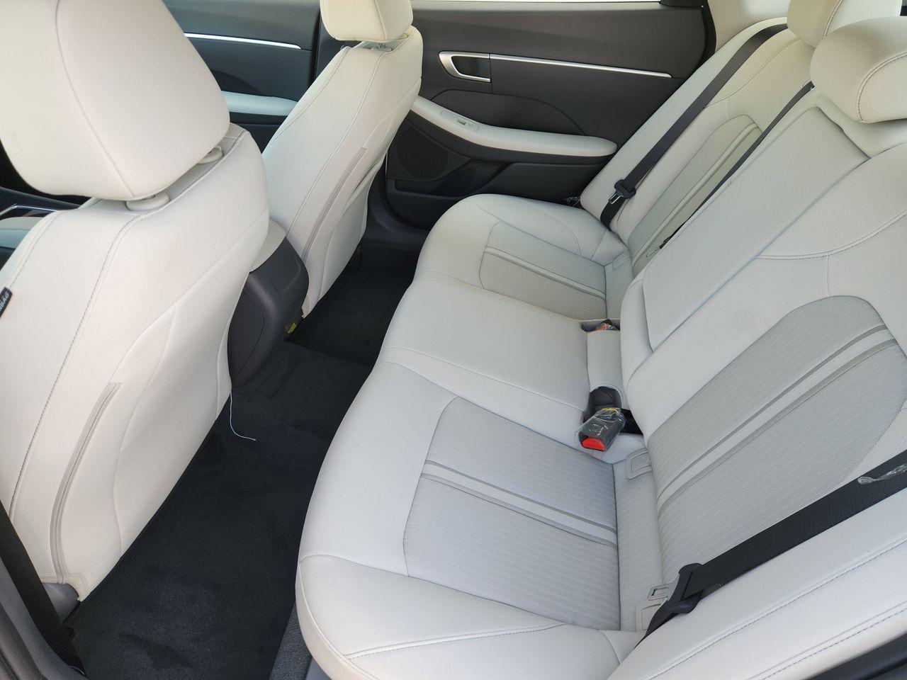 New 2026 Serenity White Hyundai SEL Sport image 29