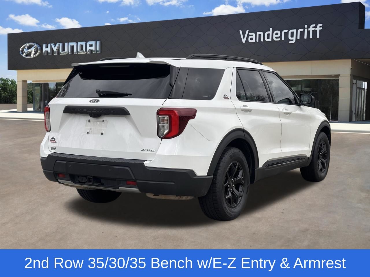 Used 2022 Star White Tri-Coat Ford Timberline image 9