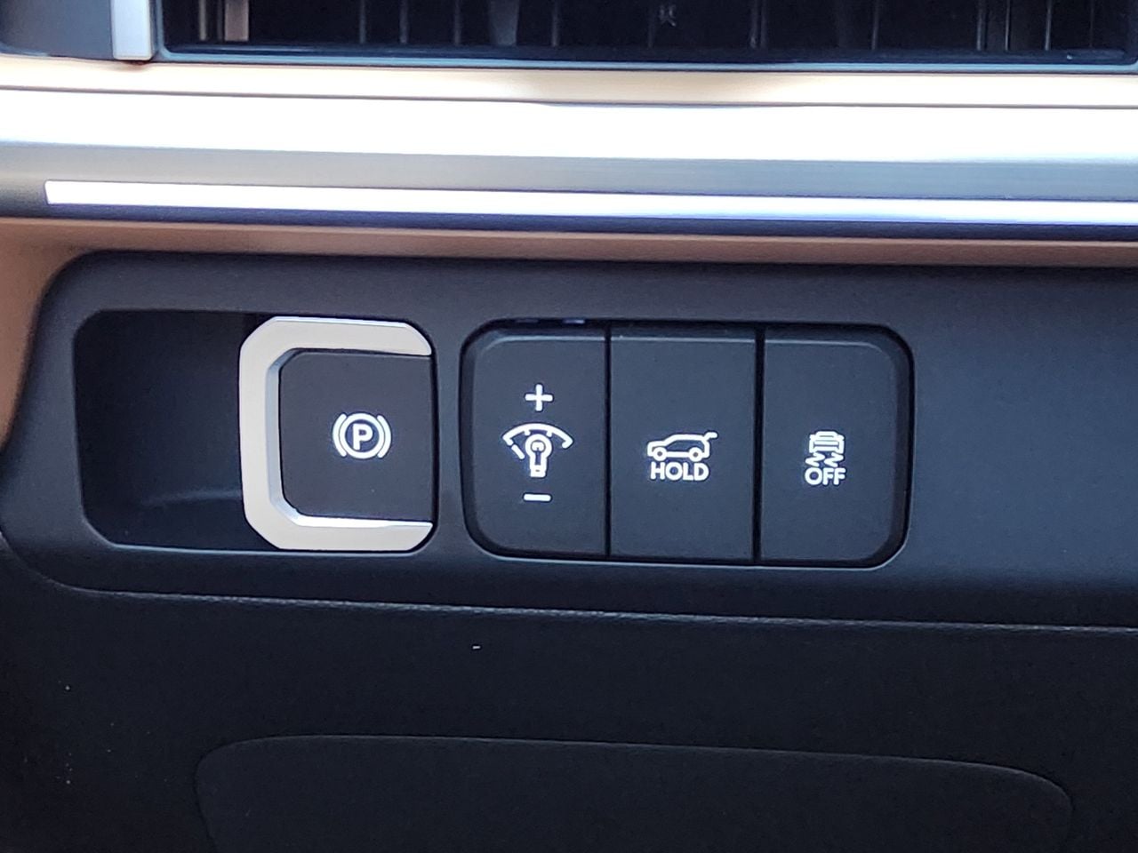 New 2026 W6H White Hyundai Calligraphy FWD image 20