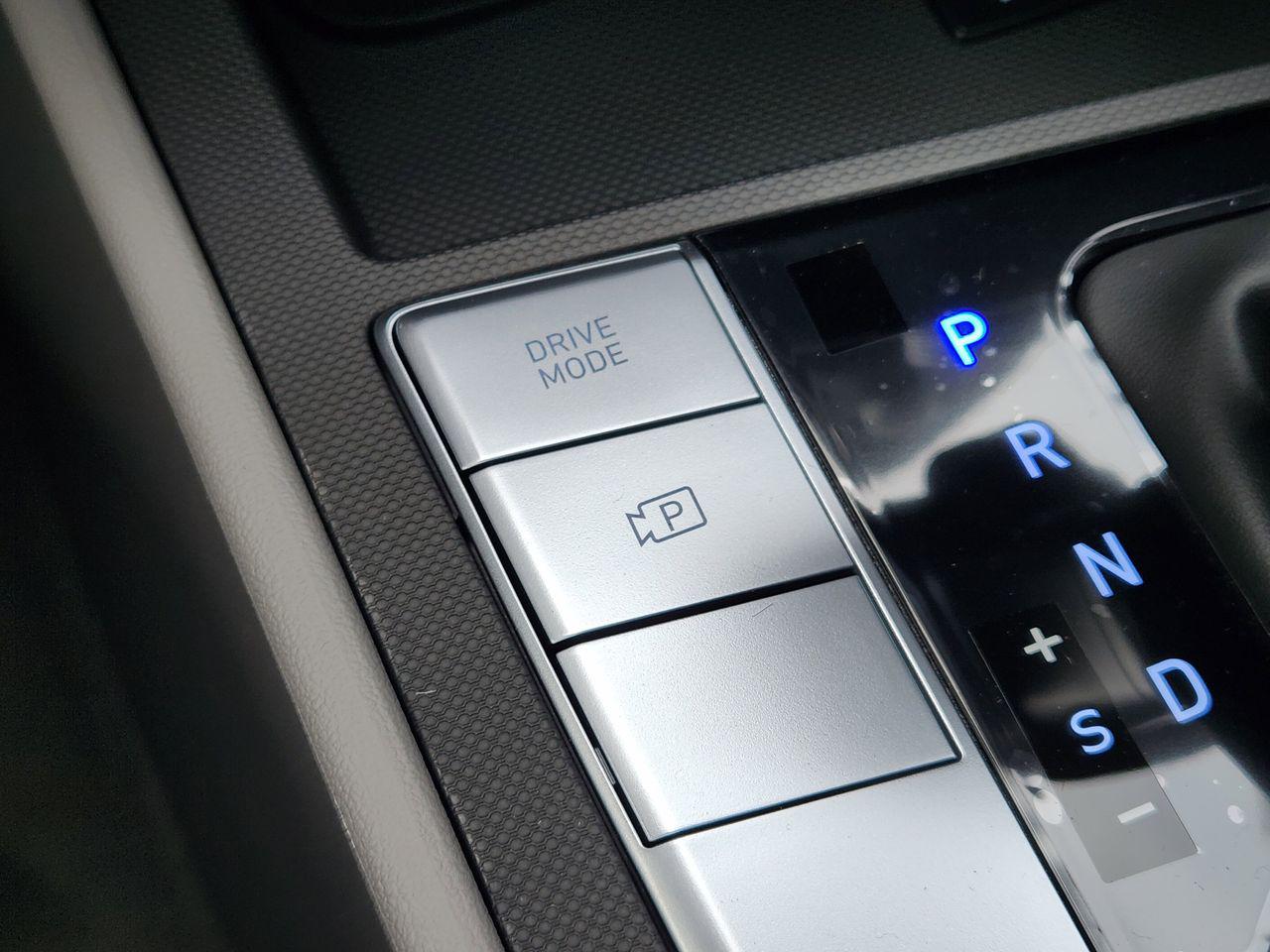 New 2026 W6H White Hyundai SEL Sport image 19