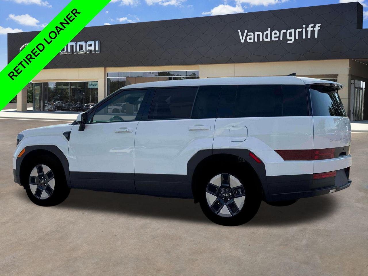 New 2026 W6H White Hyundai SE image 4