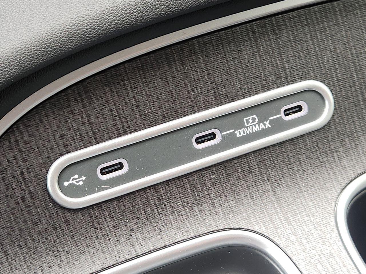 New 2026 Titan Charcoal Pearl Hyundai Limited FWD image 19