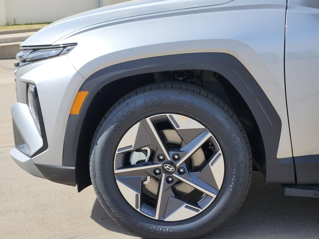 New 2026 R2T Silver Hyundai SEL FWD image 5