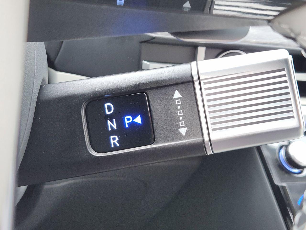 New 2026 W6H White Hyundai Calligraphy image 20