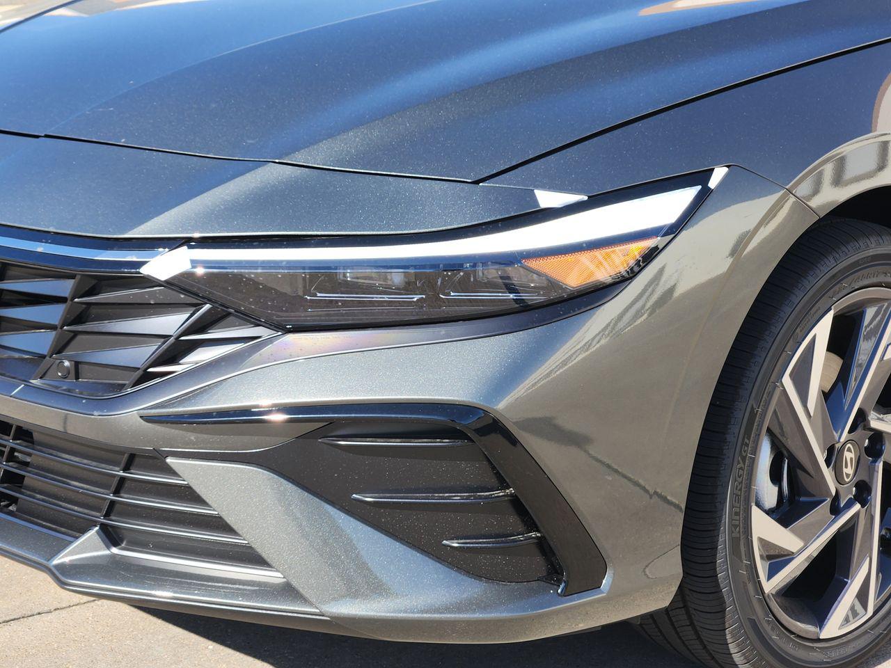 New 2026 Amazon Gray Hyundai Limited image 6