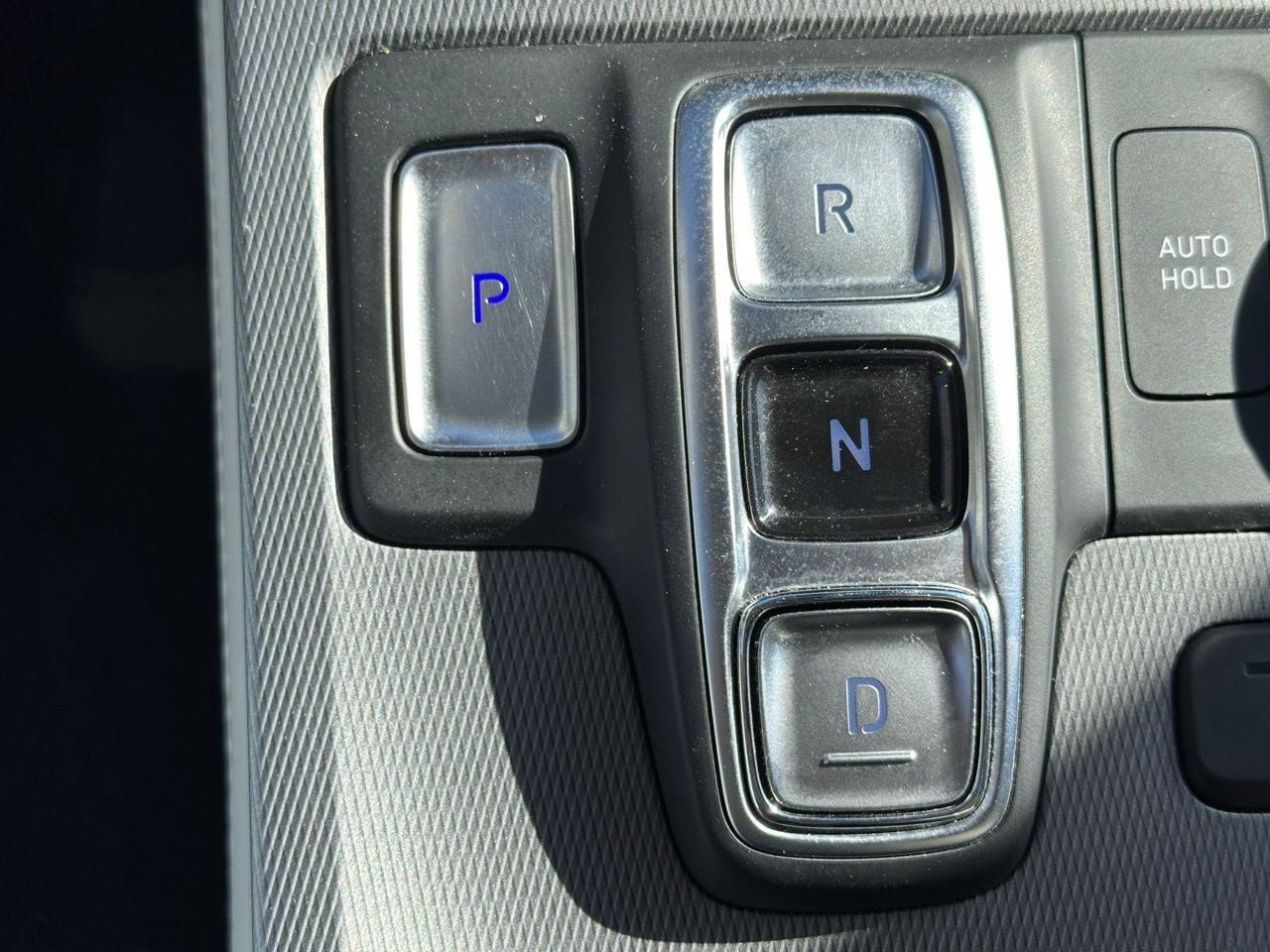 Used 2025 Graphite Hyundai Limited image 39