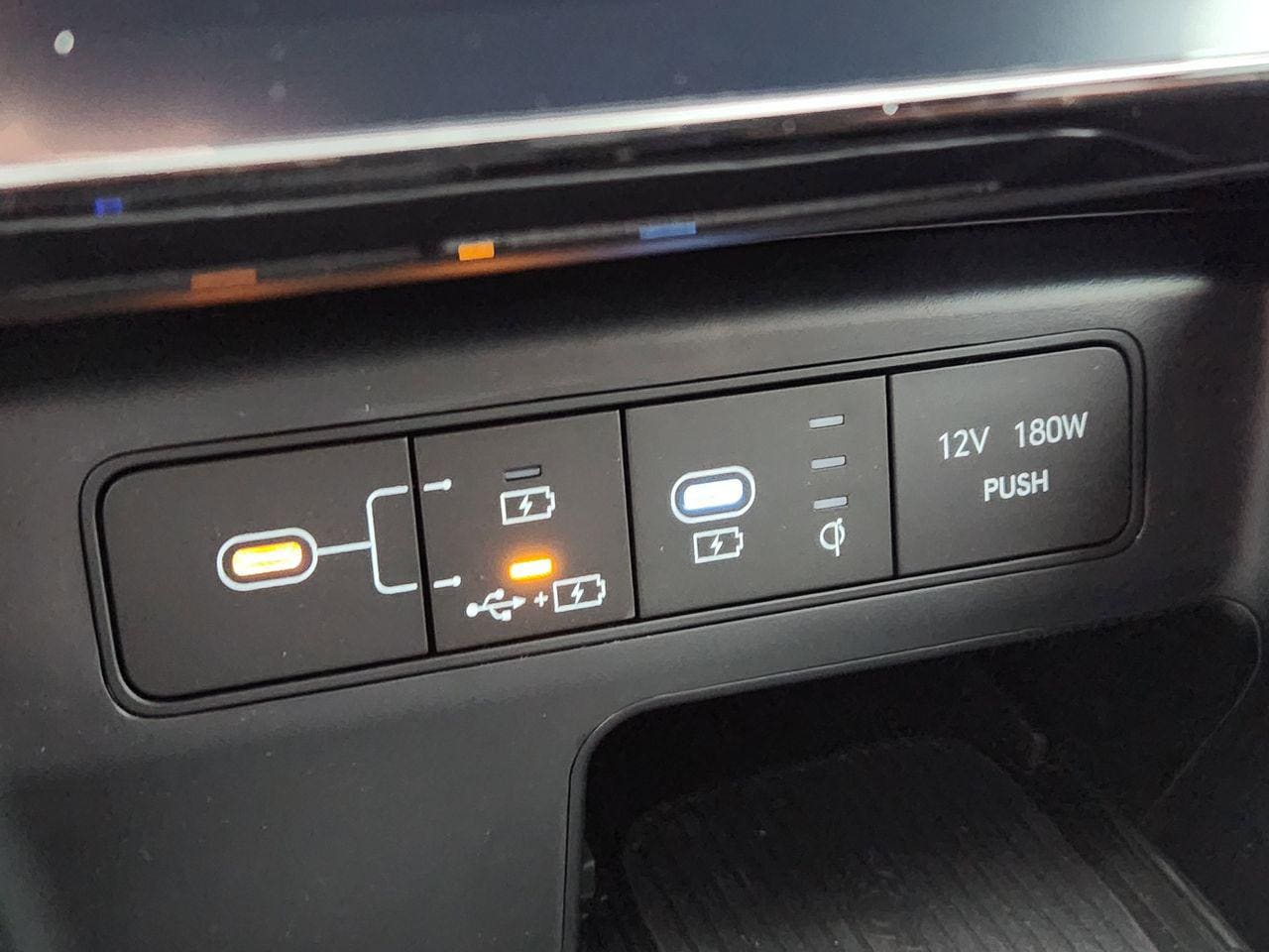 New 2026 S3B Black Hyundai SEL Activity FWD image 17