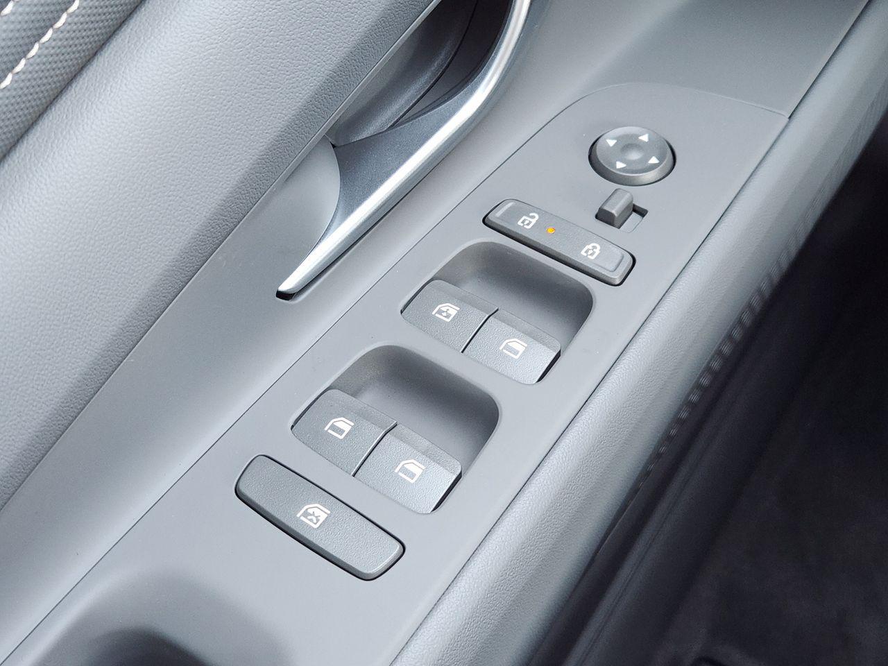 New 2026 Serenity White Hyundai SEL Sport Premium image 21