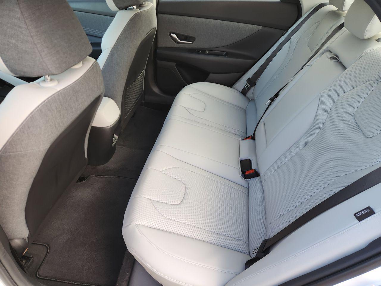 New 2026 Serenity White Hyundai Limited image 30