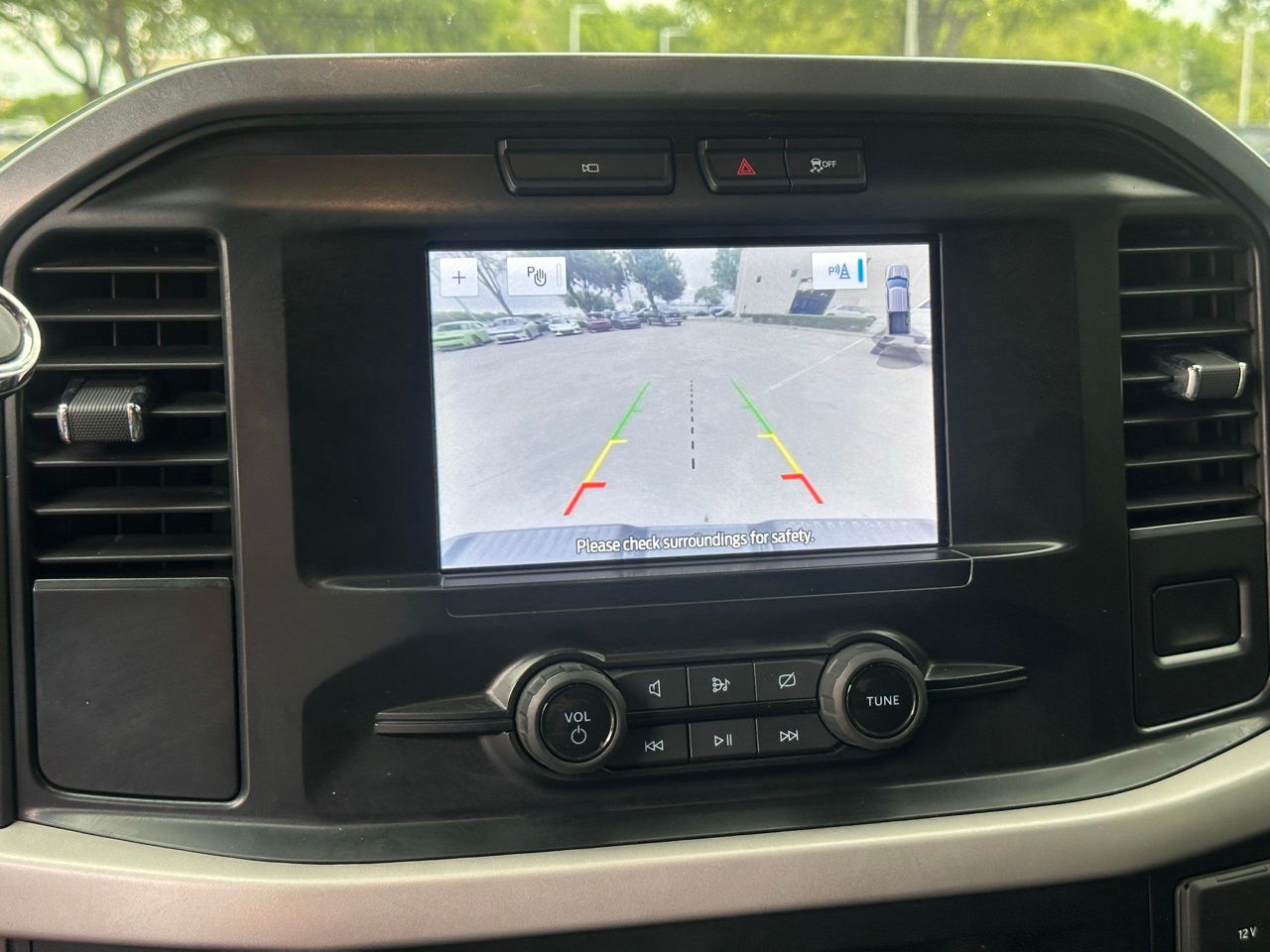 Used 2023 Gray Metallic Ford XLT image 30