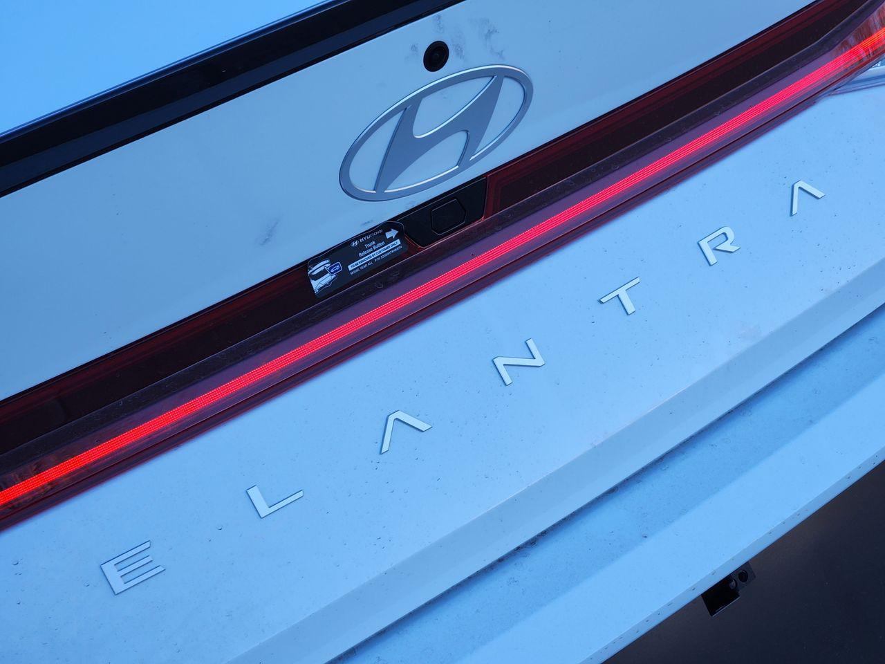 New 2026 W6H White Hyundai SEL Sport Premium image 8