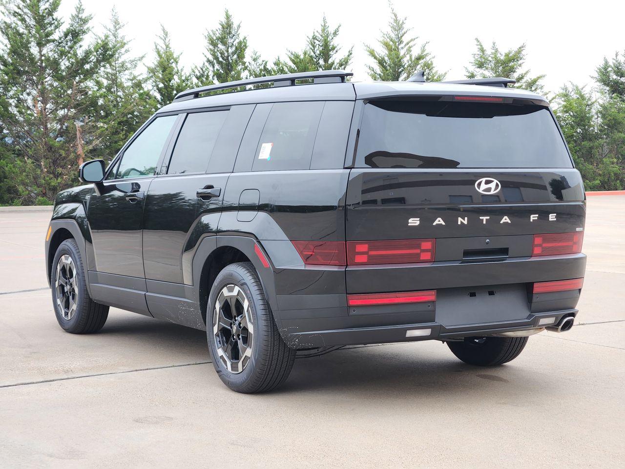 New 2026 Phantom Black Hyundai SEL AWD image 3
