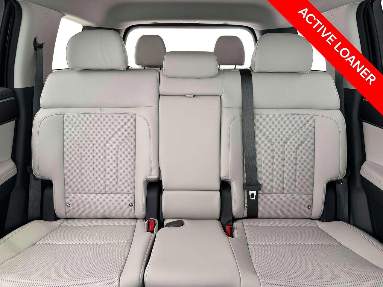 New 2026 W6H White Hyundai SEL FWD image 17