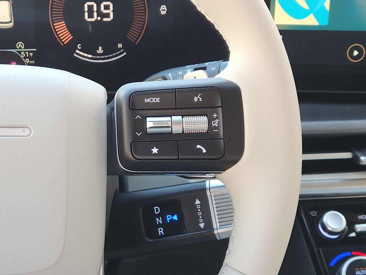 New 2026 W6H White Hyundai SEL FWD image 27