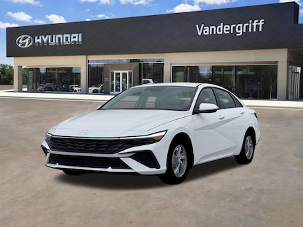 2026 Hyundai Elantra SE Sedan
