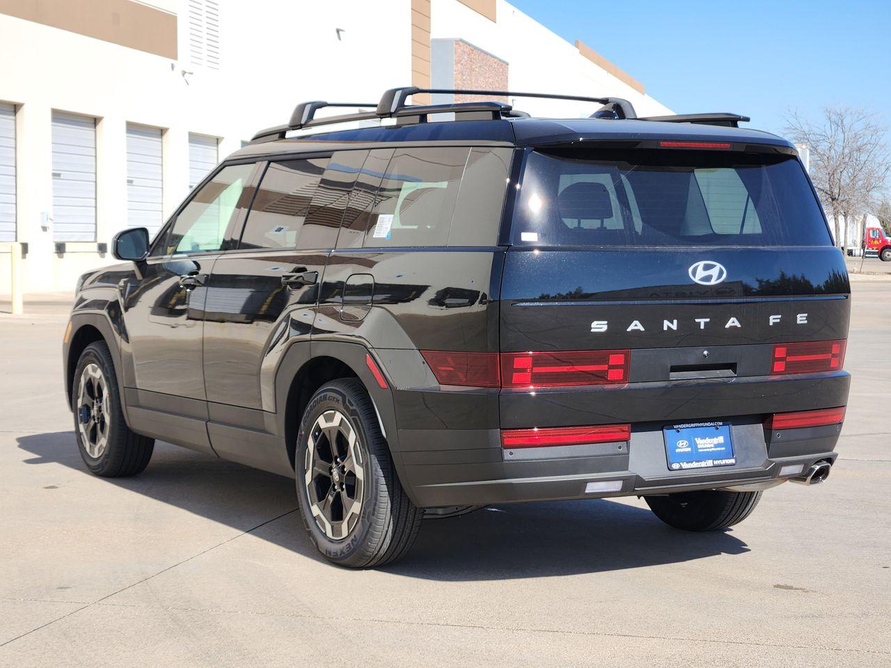 New 2026 Phantom Black Hyundai SEL FWD image 3