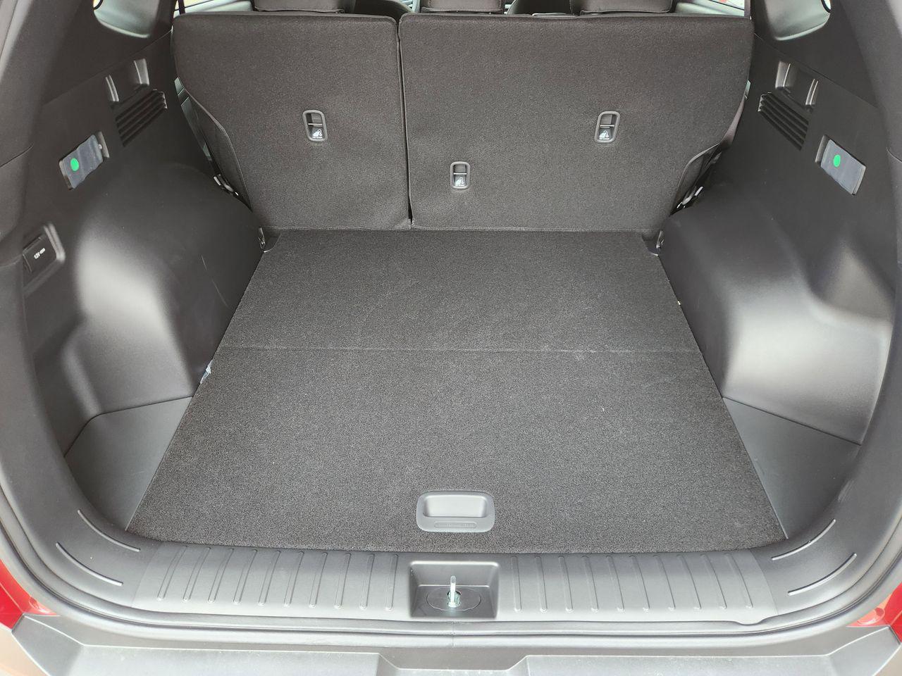 New 2026 R2P Red Hyundai SEL FWD image 30