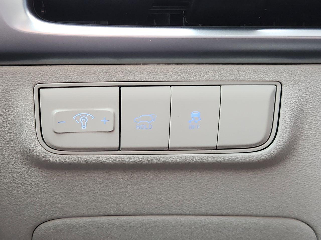 New 2026 R2T Silver Hyundai SEL FWD image 19