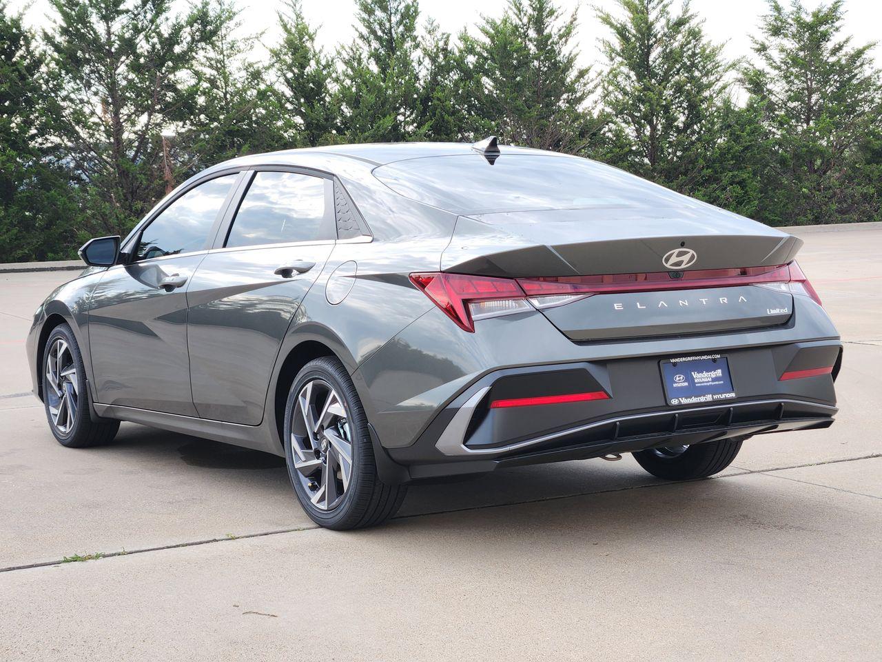 New 2026 Amazon Gray Hyundai Limited image 3