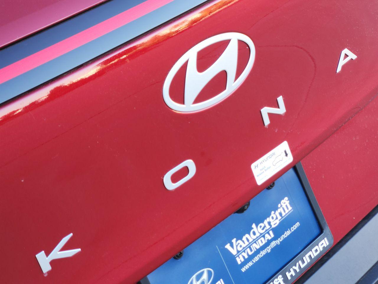 New 2026 R2P Red Hyundai SEL Sport FWD image 8