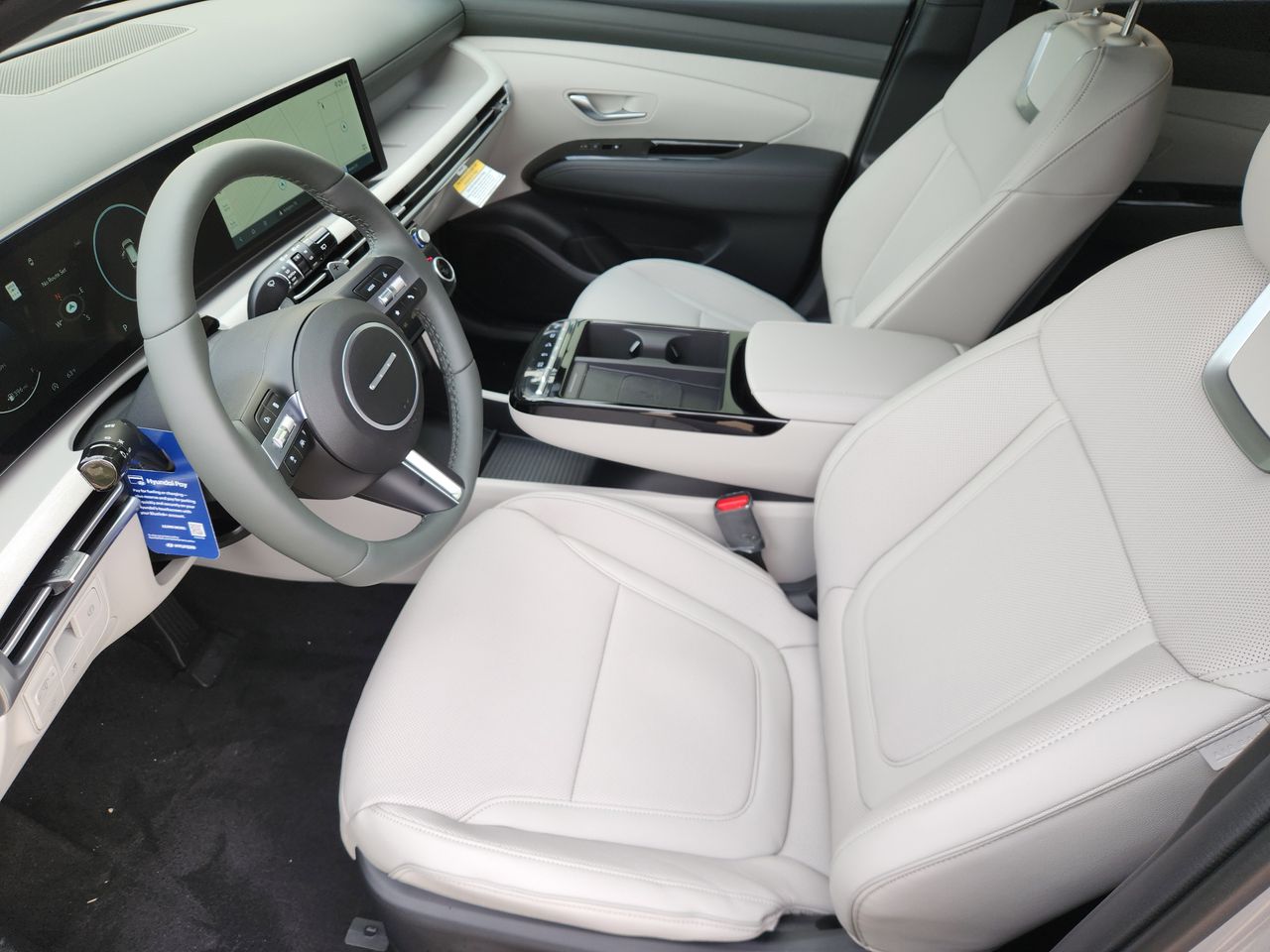 New 2026 R2T Silver Hyundai Limited FWD image 9