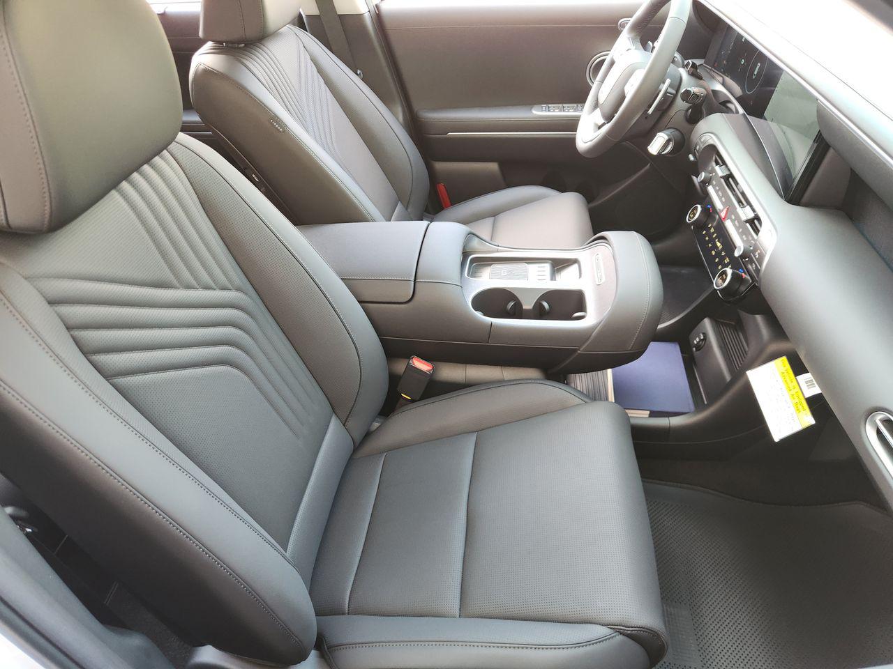 New 2027 Creamy White Pearl Hyundai Blue SEL Premium 7P image 11