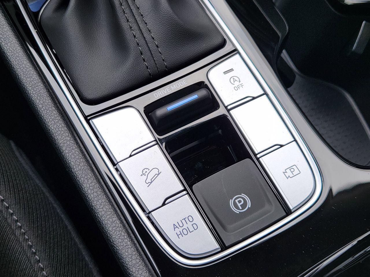 New 2026 R2T Silver Hyundai SEL FWD image 19