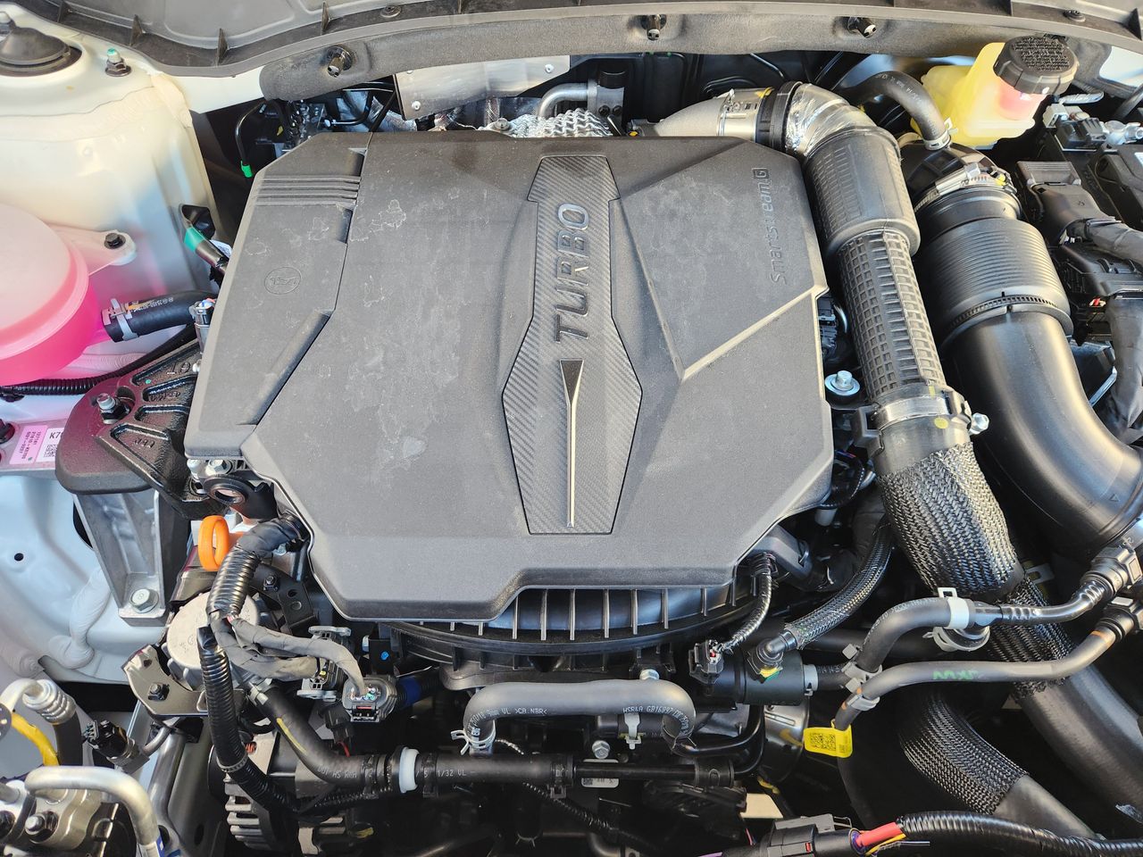 New 2026 SAW White Hyundai XRT image 30