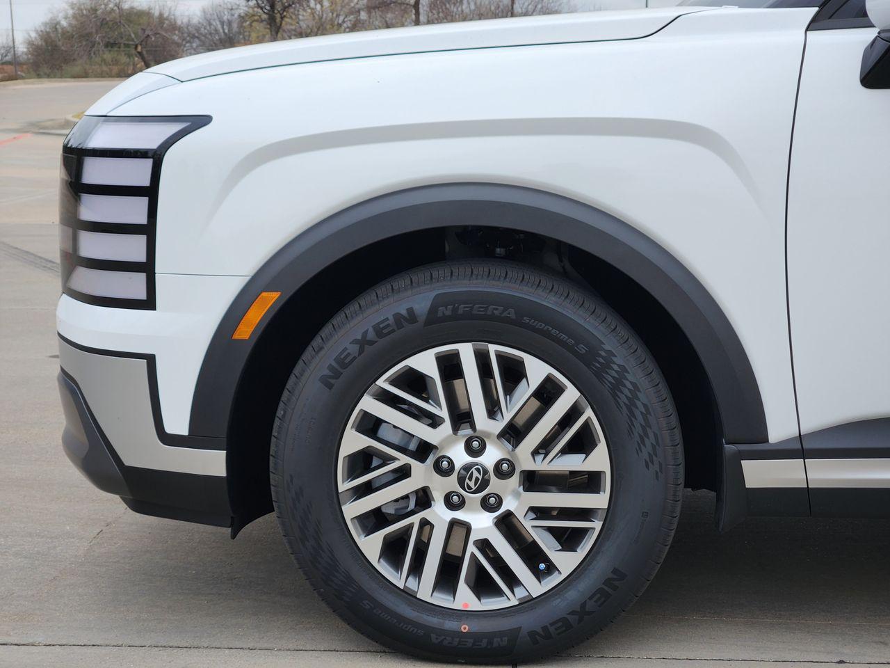 New 2026 WC9 White Hyundai SEL FWD image 5