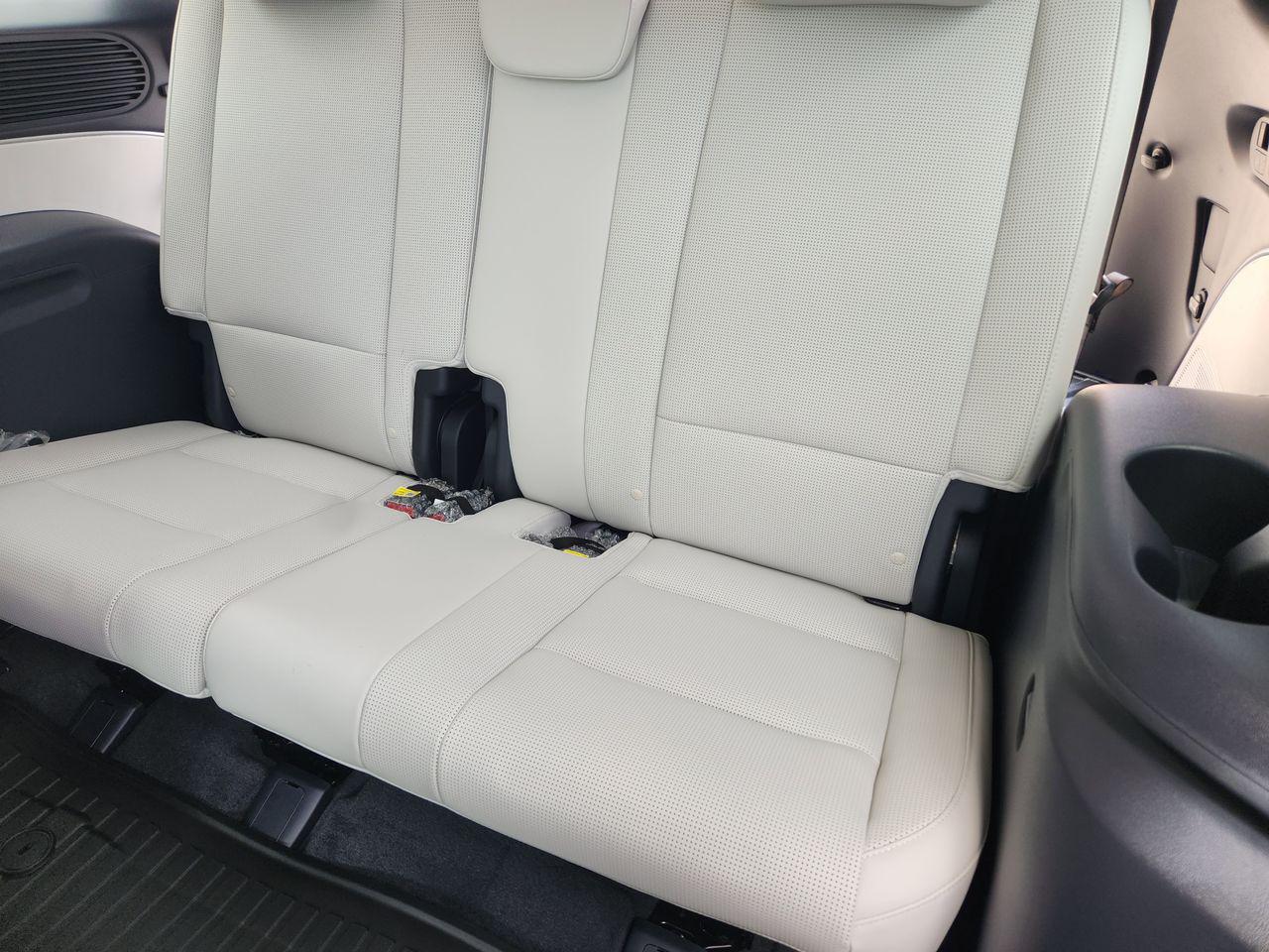 New 2026 A2B Black Hyundai Calligraphy image 30