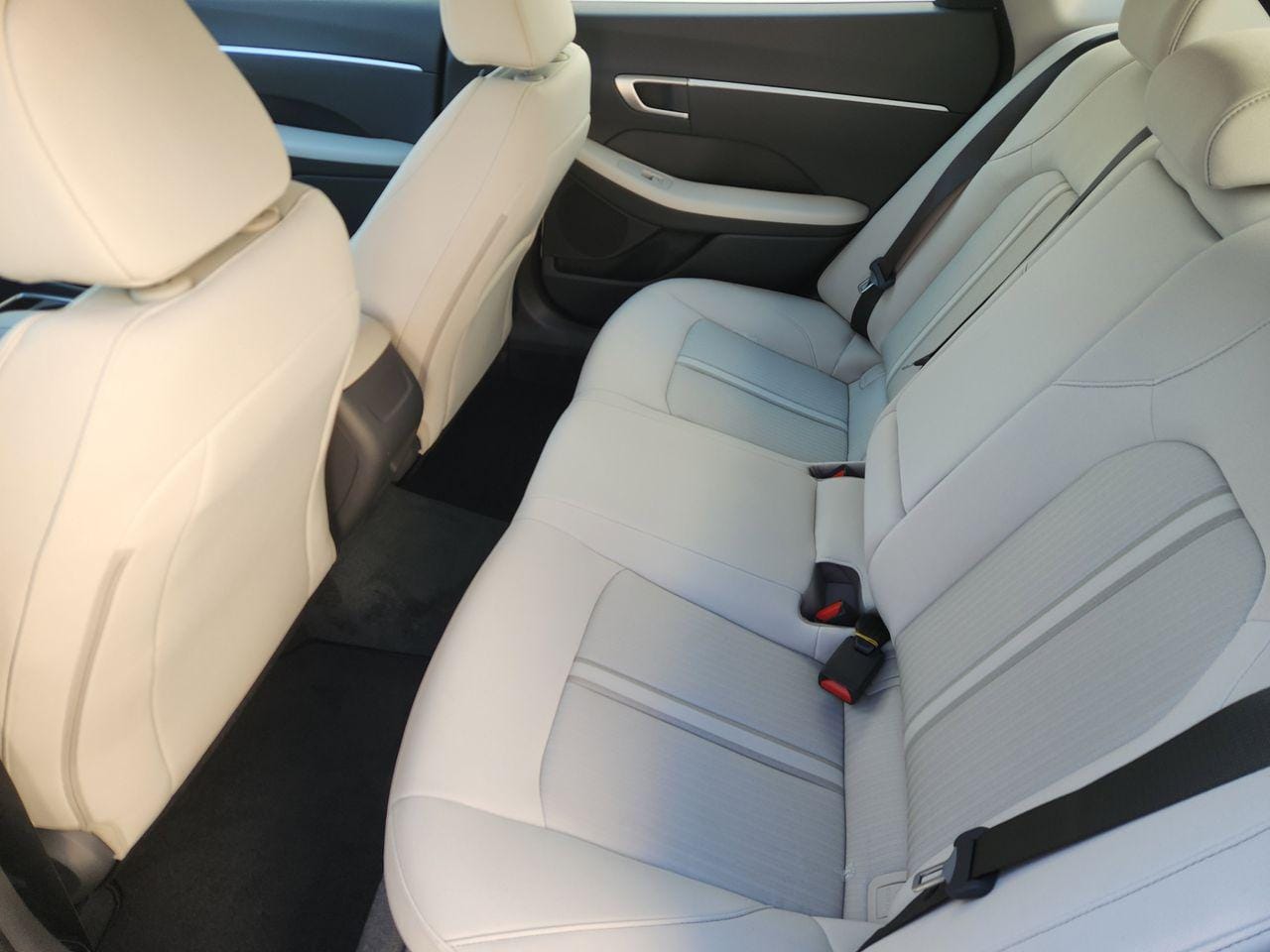 New 2026 W6H White Hyundai SEL Sport image 29