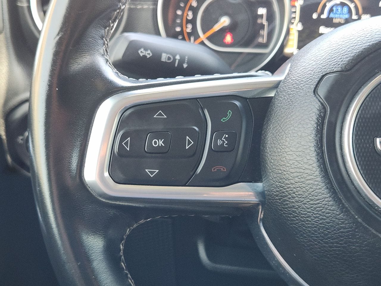 Used 2022 Granite Crystal Jeep Overland image 26