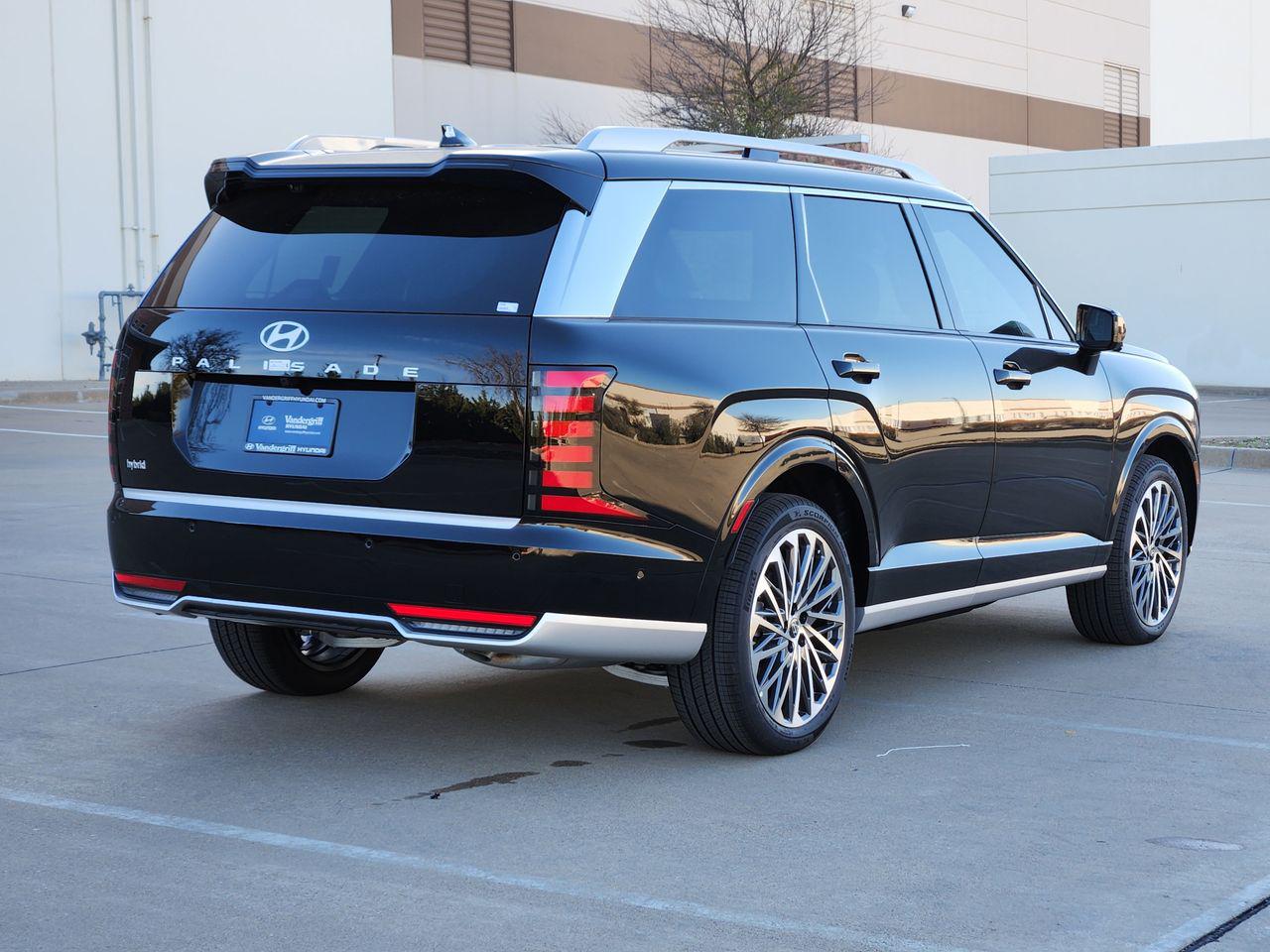 New 2026 Abyss Black Pearl Hyundai Calligraphy image 4