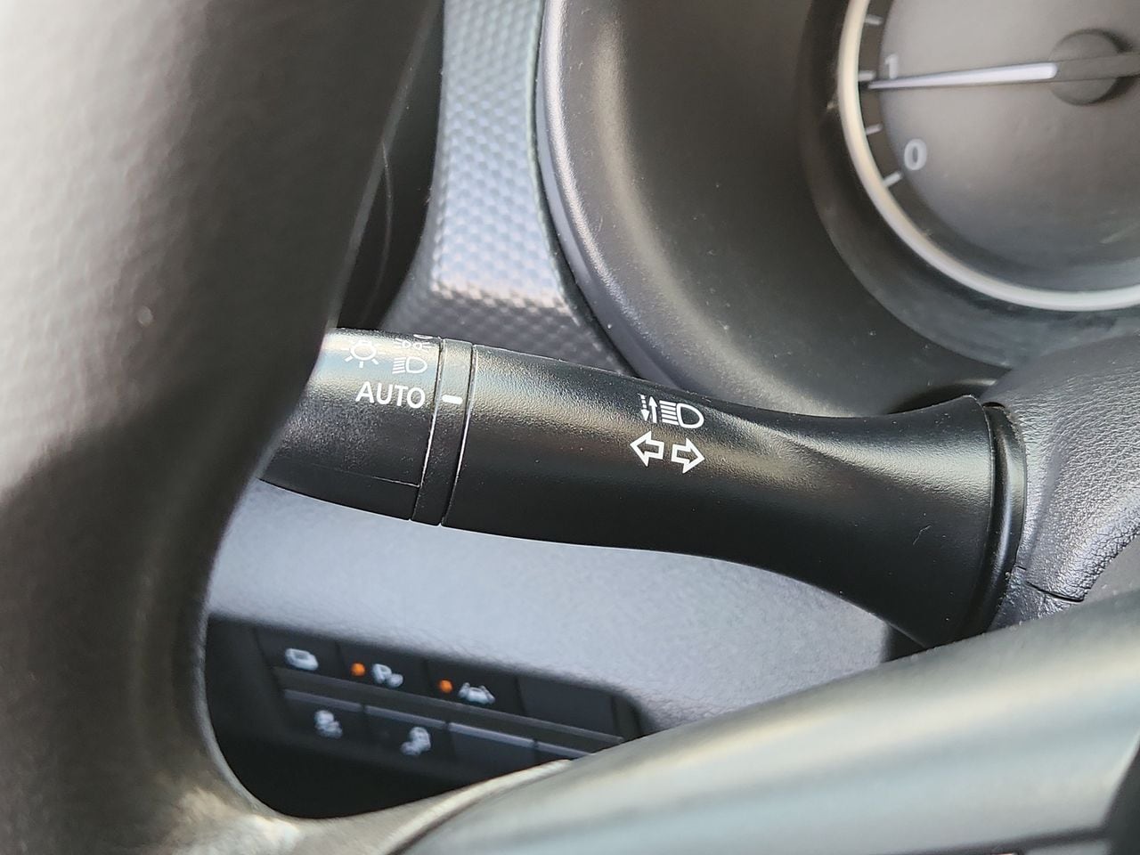 Used 2021 Super Black Nissan S image 30