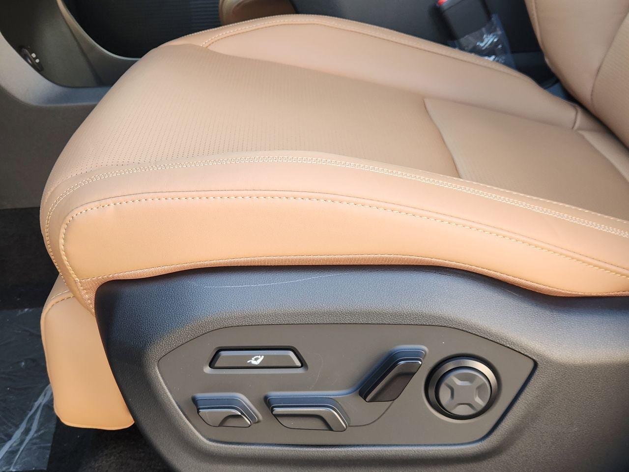 New 2026 WG2 Green Hyundai Calligraphy image 24