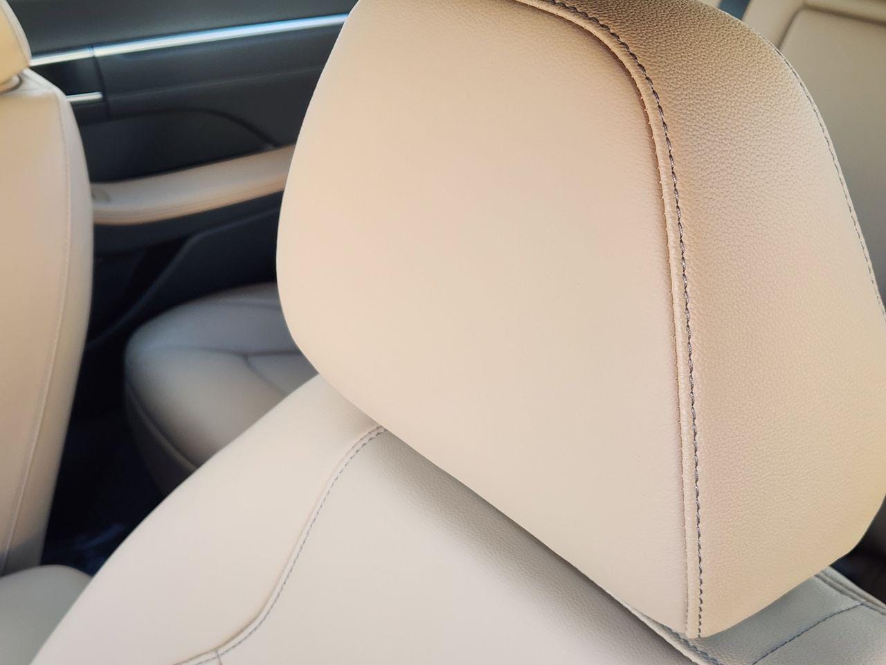 New 2026 W6H White Hyundai Limited image 12