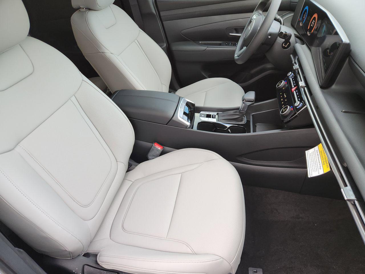 New 2026 SAW White Hyundai SEL FWD image 9