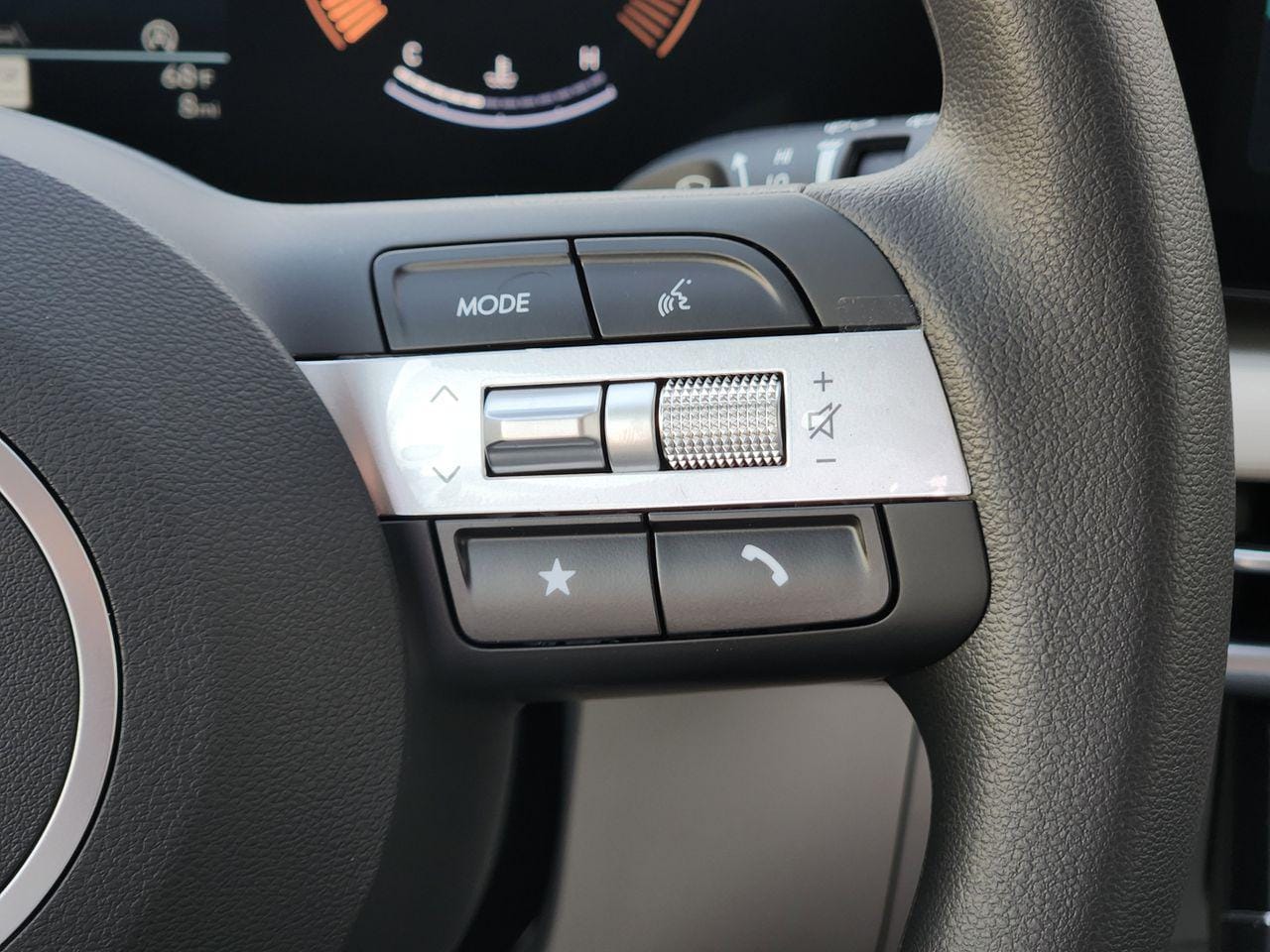 New 2026 W6H White Hyundai SE FWD image 26