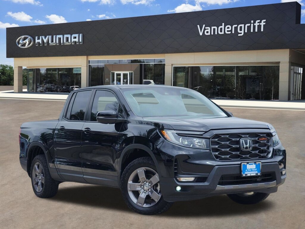 Used 2025 Honda Ridgeline TrailSport Truck Crew Cab