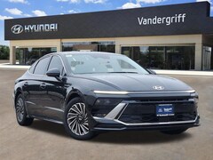 2026 Hyundai Sonata Hybrid SEL Sedan