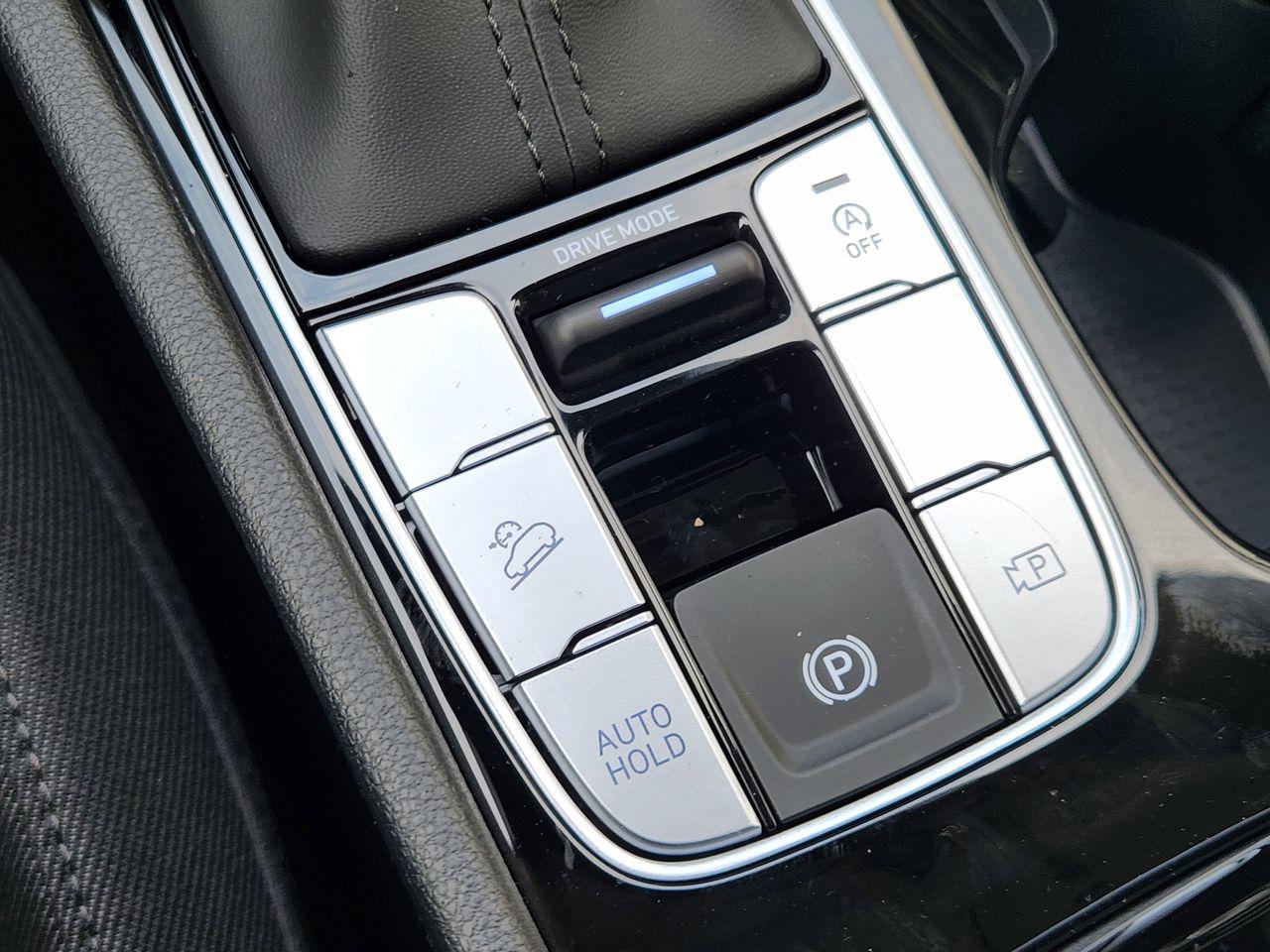 New 2026 Serenity White Pearl Hyundai SE FWD image 19