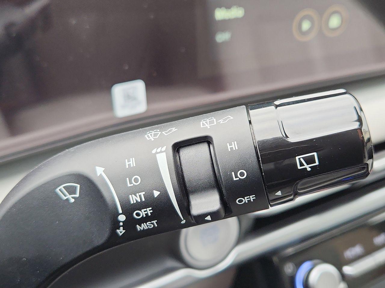 New 2026 WG2 Green Hyundai SEL FWD image 27