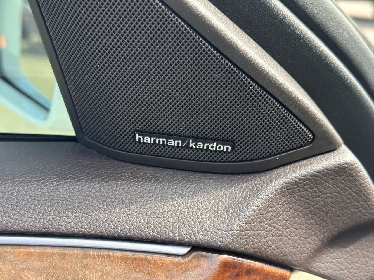 Used 2014 Polar White Mercedes-Benz E 350 4matic® image 28