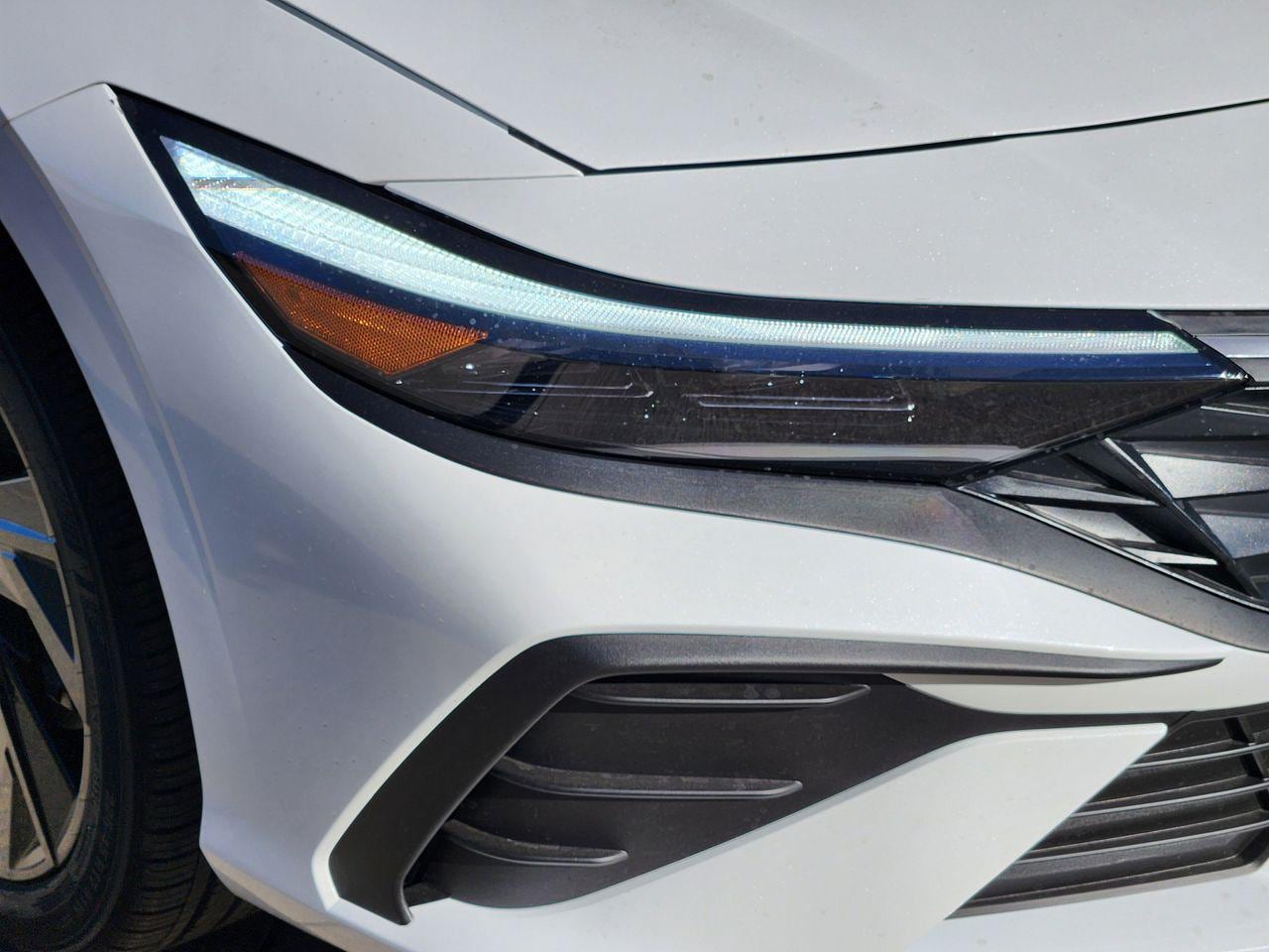 New 2026 W6H White Hyundai SEL Sport image 5